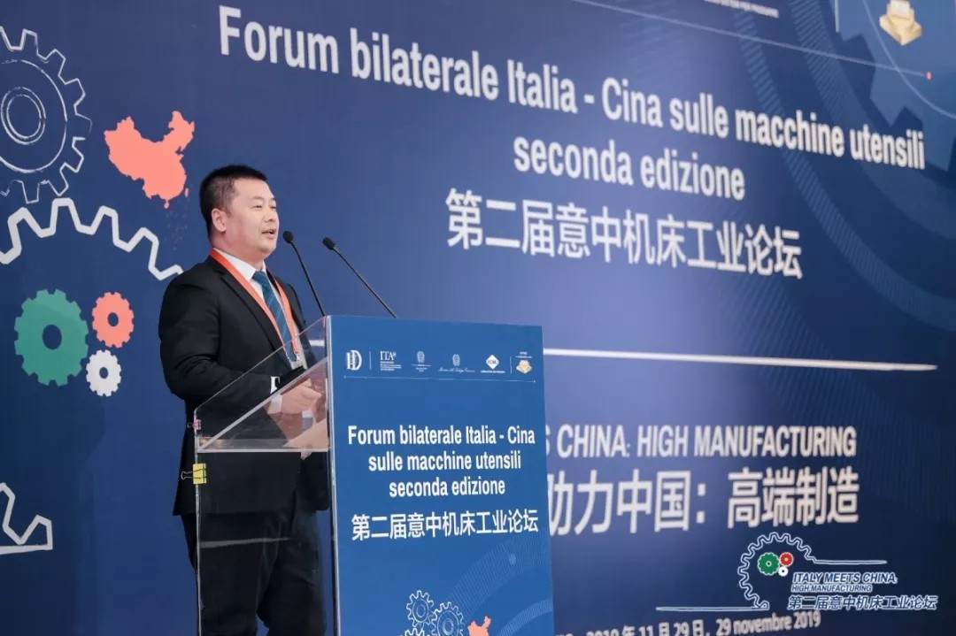 拉床,拉刀,自動化,高端拉床,專用機(jī)床,內(nèi)拉床,外拉床,數(shù)控機(jī)床,自動化生產(chǎn)線,工業(yè)機(jī)器人
